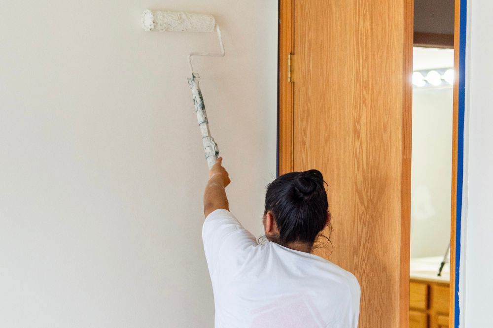 How Commercial Interior Painting Enhances Workspaces